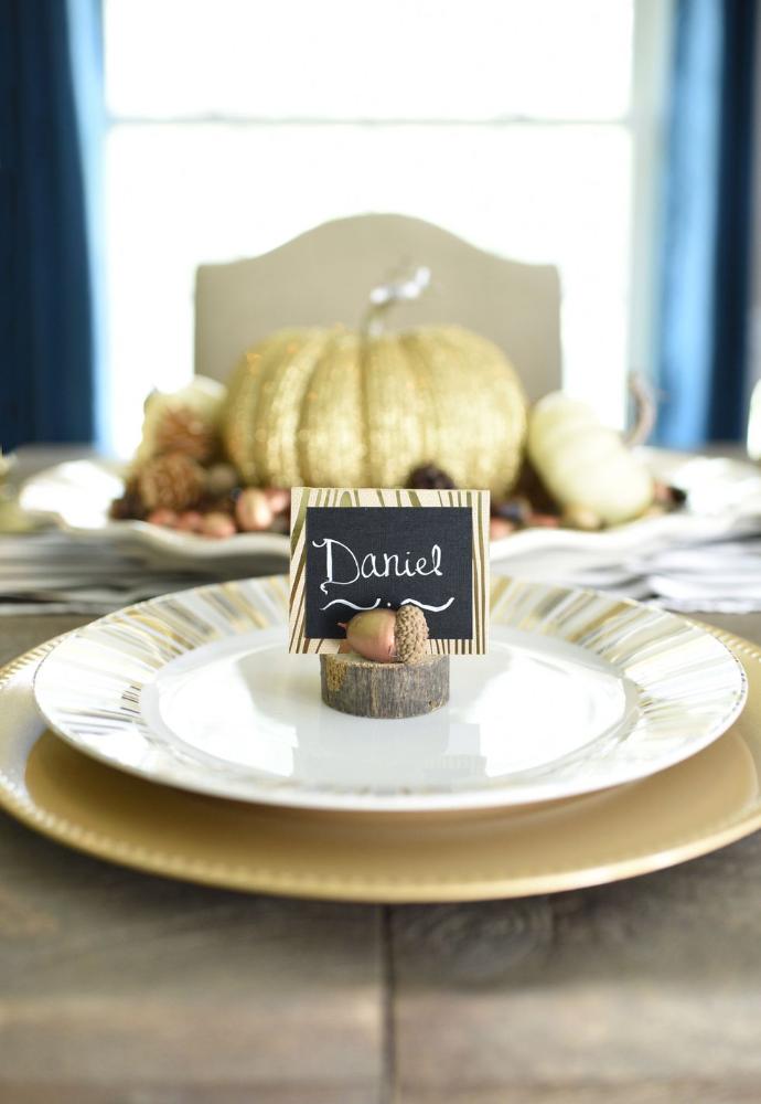 acorn place setting